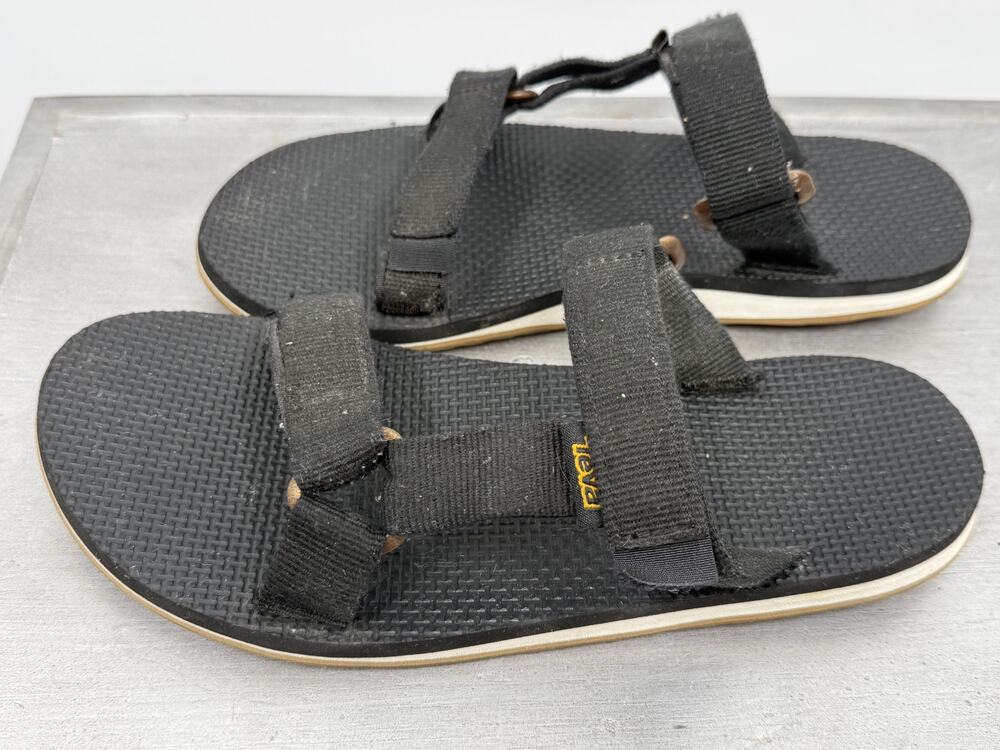 Teva Women's Black Flatform Universal Platform Walking Travel Sandals Size 7